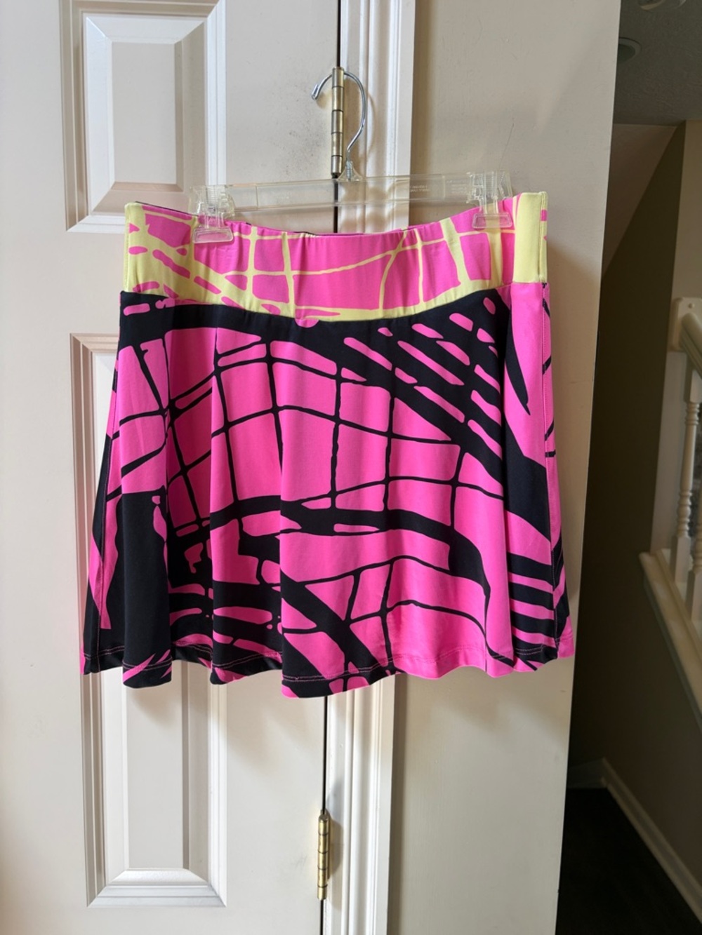 jamie sadock Neon Pink, Black & Pale Yellow Abstract Print Skort, XL